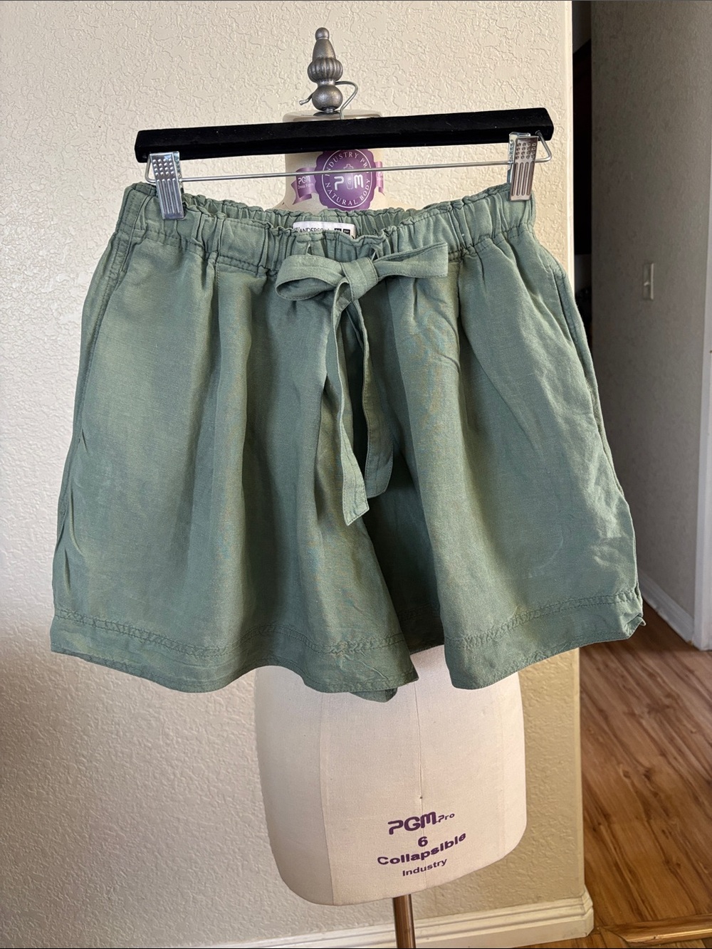 Uniqlo High-Waist Drawstring Shorts - Sage Green